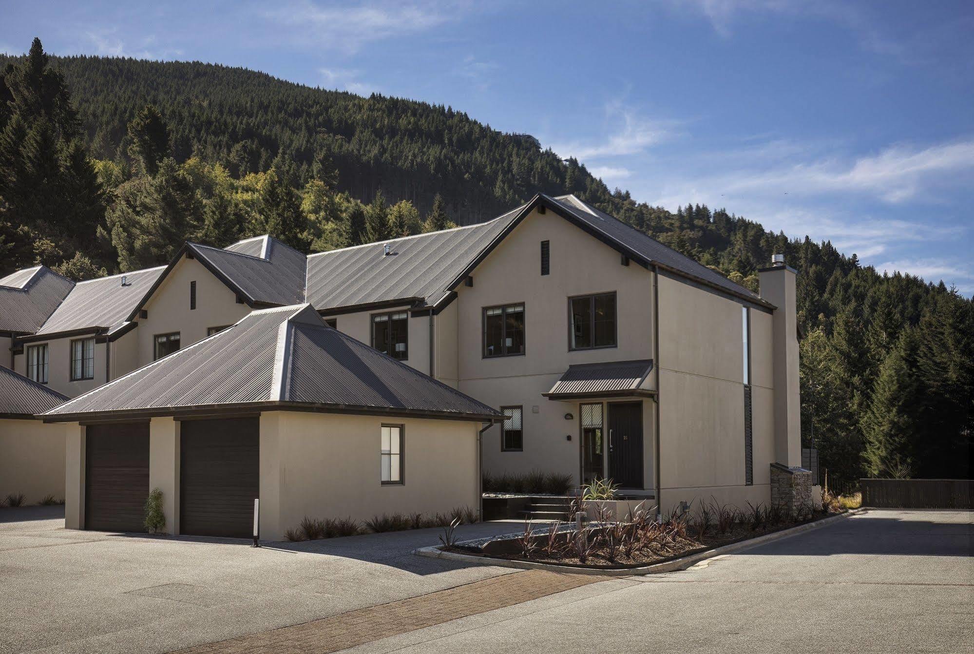 Platinum Queenstown Exterior foto