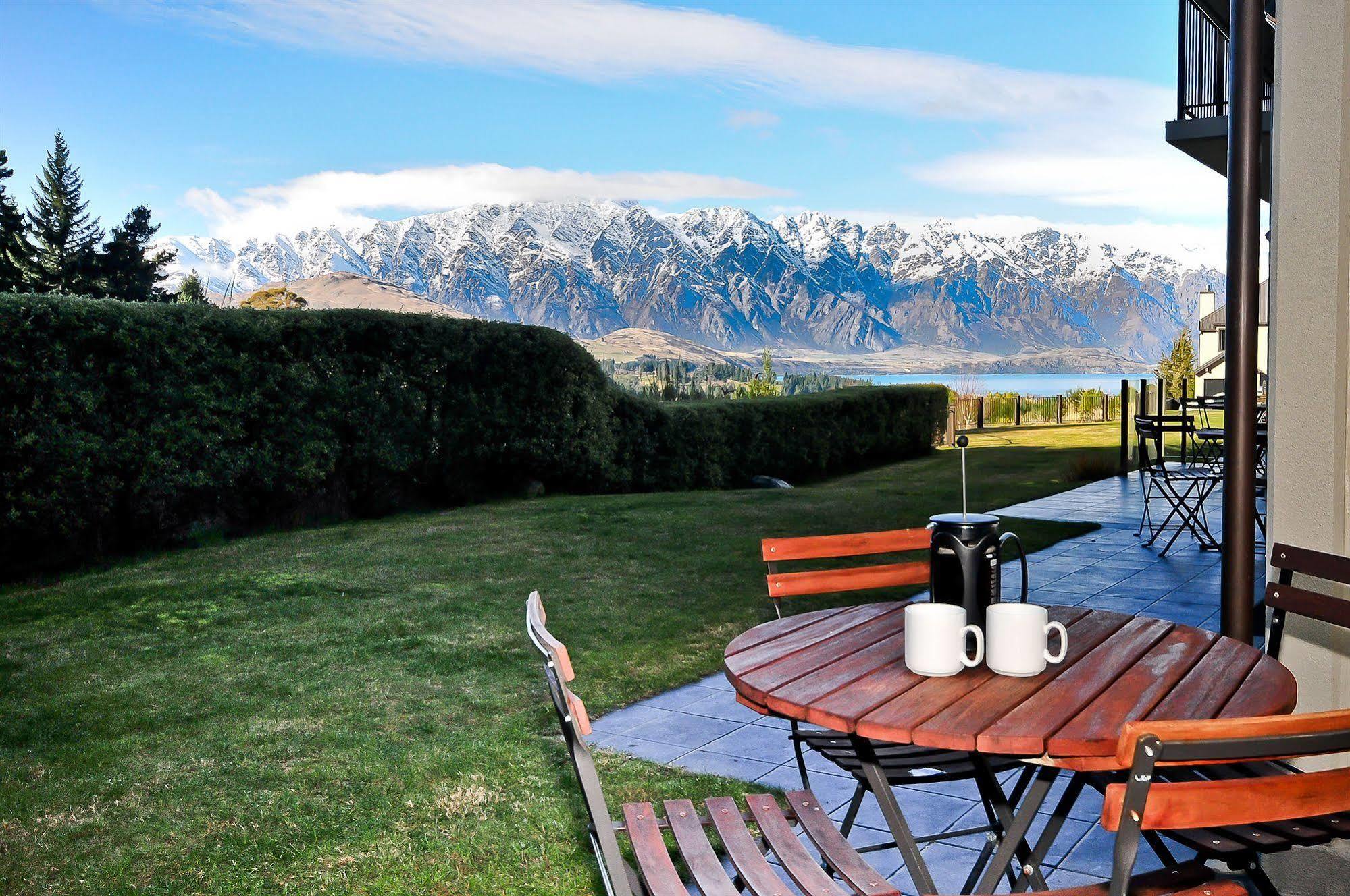 Platinum Queenstown Exterior foto