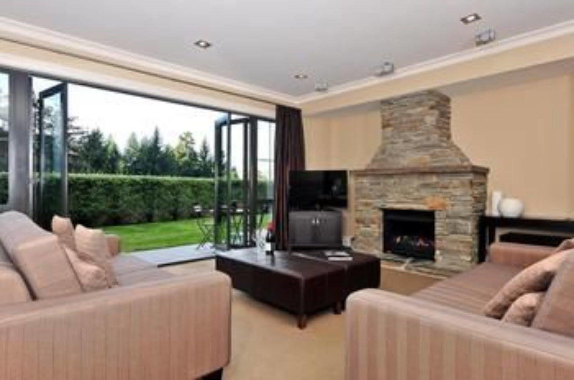 Platinum Queenstown Exterior foto